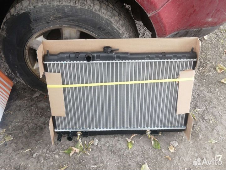 Радиатор охлаждения двигателя Tiida c11 micra k12