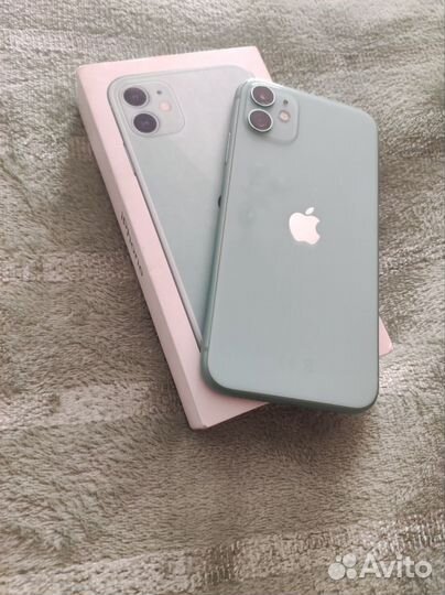 iPhone 11, 64 ГБ