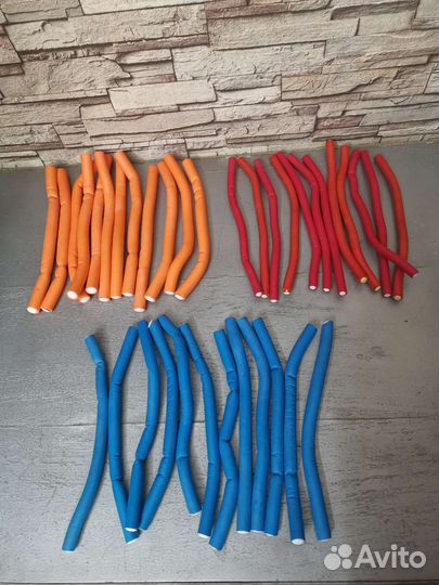 Коклюшки, бигуди, шапочка для мелирования, фартук