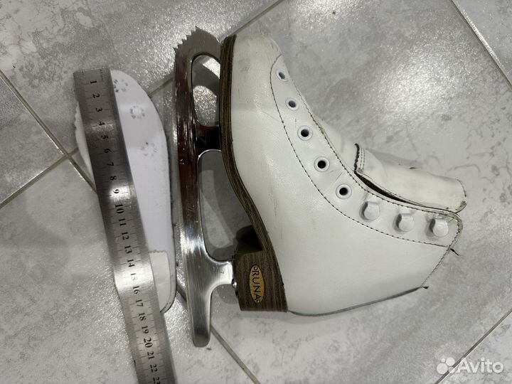 Коньки runa для занятий фигурным катанием