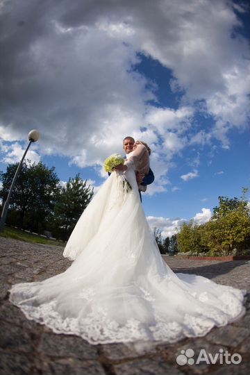 Свадебное платье