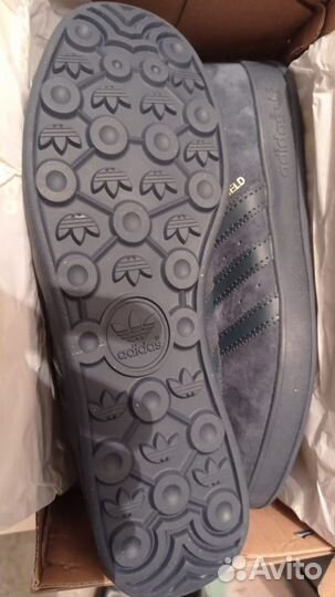 Кроссовки мужские новые