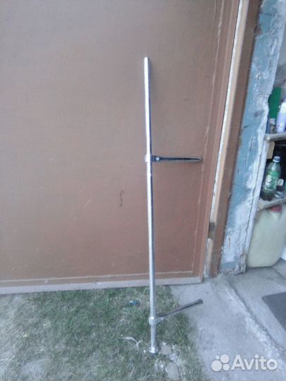 Стойка мебельная