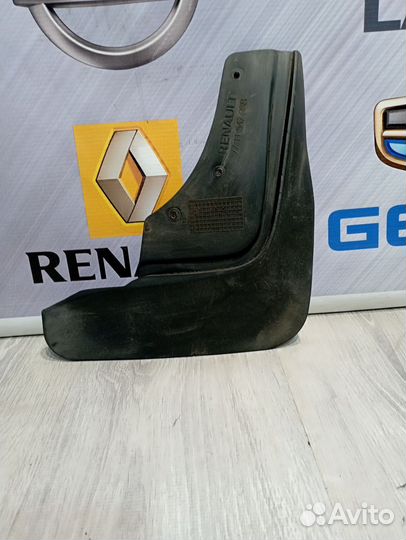 Брызговик передний Renault duster Прав