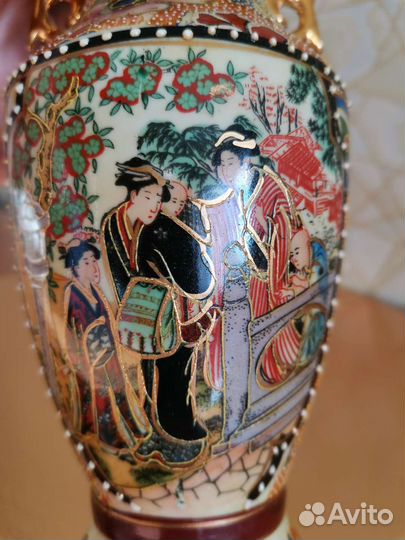 Ваза необычной красоты, новая - 19см