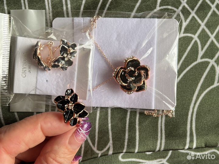Комплект ювелирной бижутерии