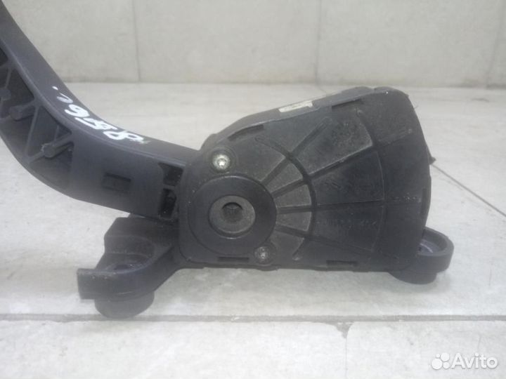 Педаль газа Hyundai Solaris RB 2010-2017