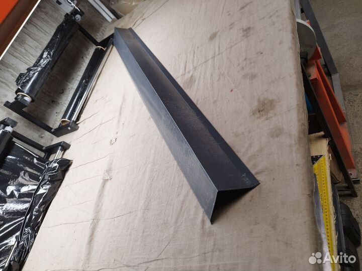 Ветровая планка для кровли 2000см