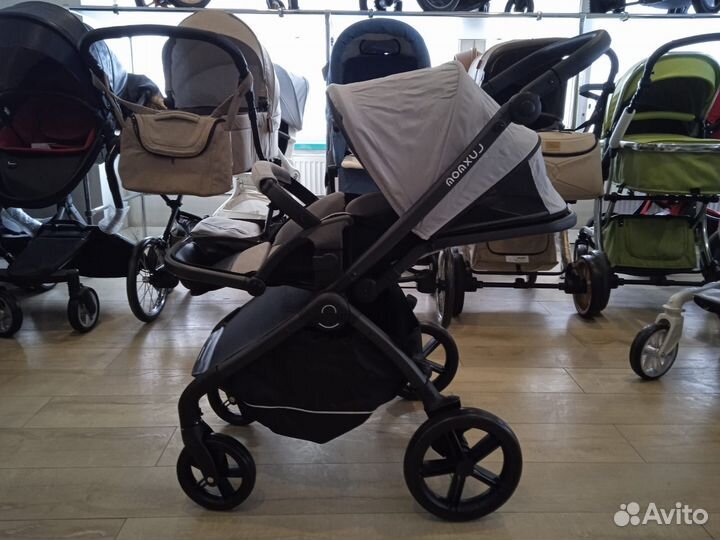 Коляска складывающаяся