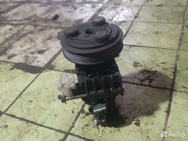 Компрессор кондиционера Mazda 6 gg