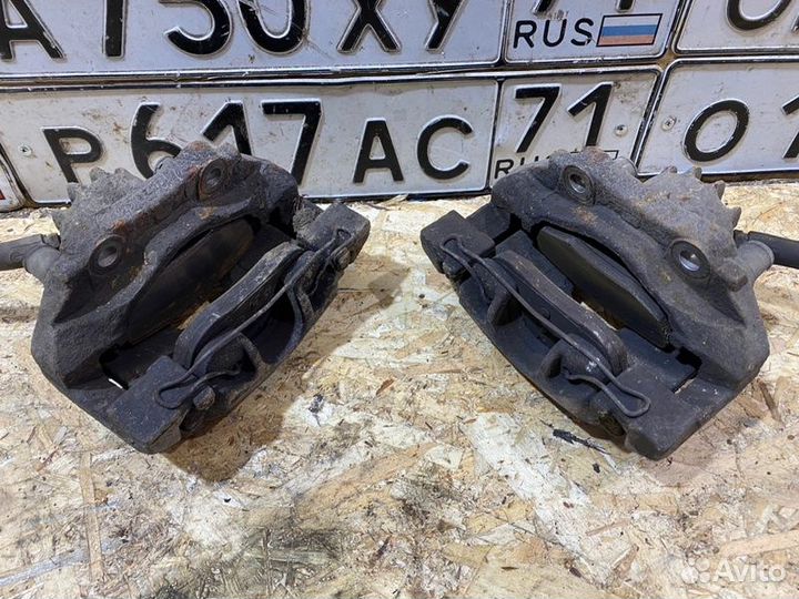 Суппорт тормозной передний Peugeot Partner 1.6