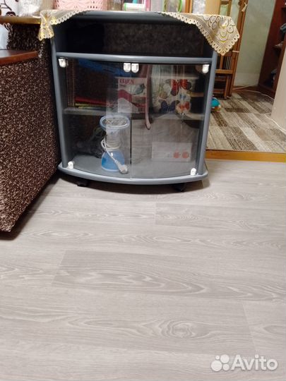 Тумба под телевизор бу