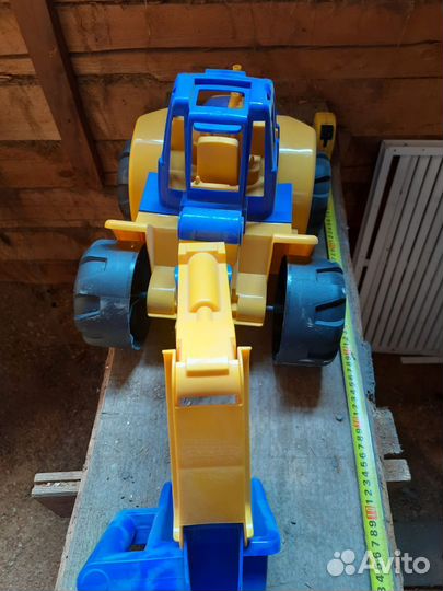 Машинки игрушки