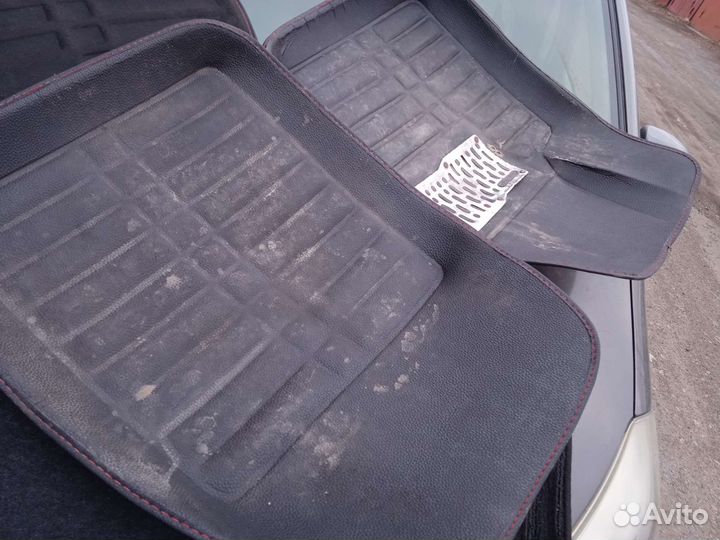 Автомобильные коврики текстильные