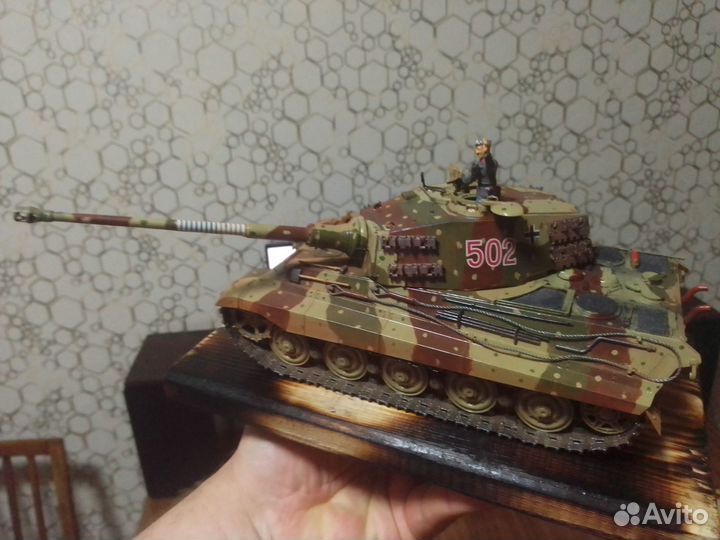 Модель танка king tiger