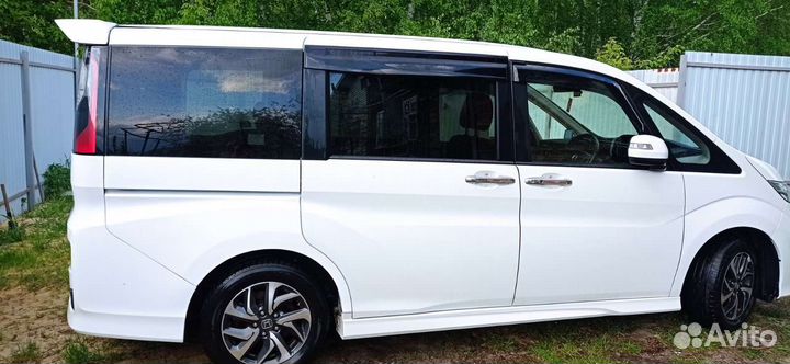 Honda Stepwgn 1.5 CVT, 2017, 140 000 км