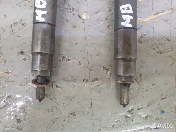 Форсунка топливная Mercedes E-Class W212 2.1D 2012