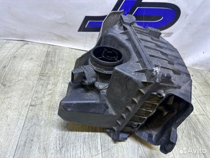 Корпус воздушного фильтра Audi A4 8EC BPW 2006