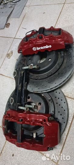 Кованый 8-ми поршневой суппорт brembo gt