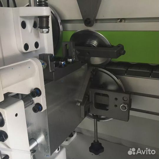 Кромкооблицовочный станок