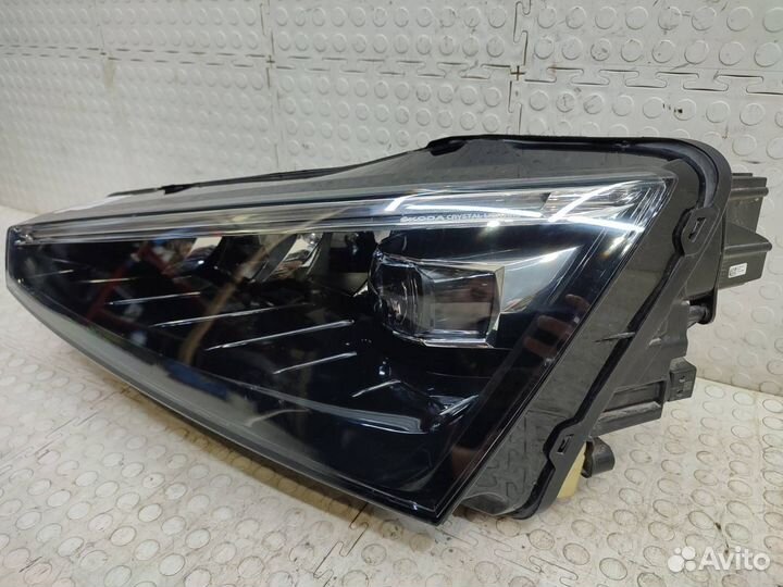 Фара левая Skoda Rapid 2019