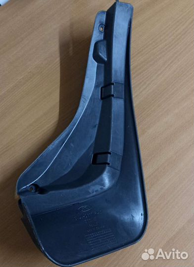 Брызговик задний левый. Ford Kuga.оригинал