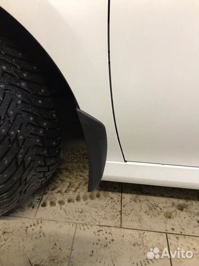 Toyota Camry 70 Брызговики C3EC8