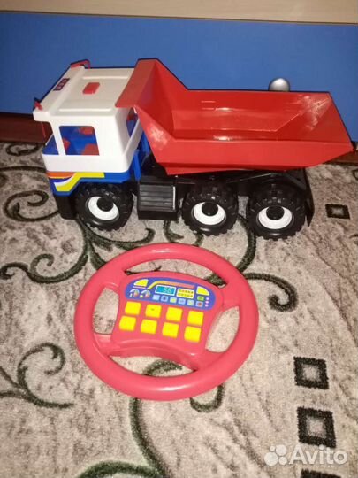 Машинка детская, и руль