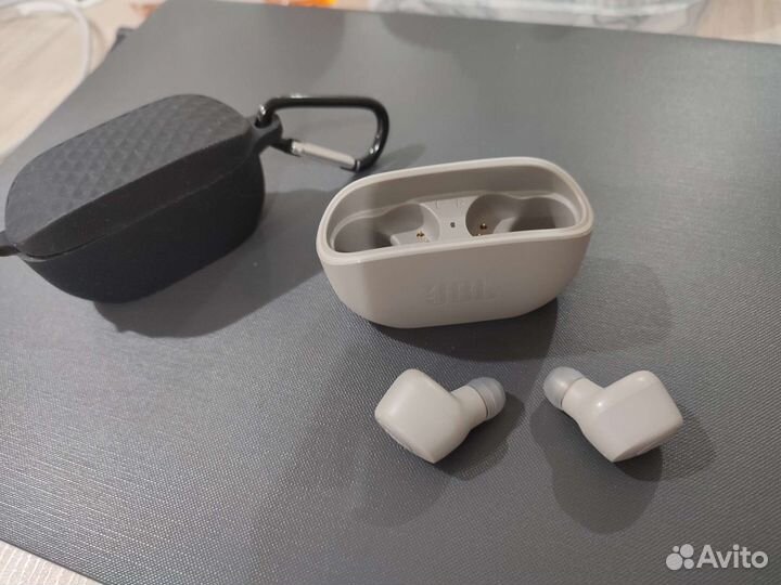 Беспроводные наушники jbl wave 100