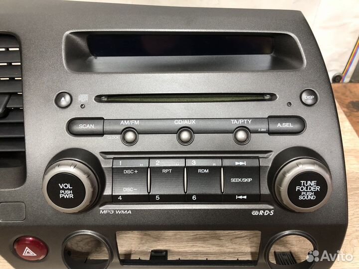 Магнитола Honda Civic 8