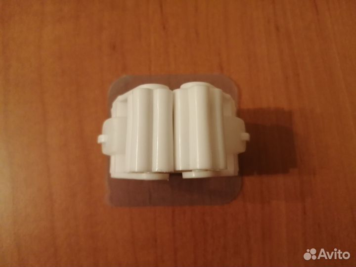 Новые держатели для швабр, инвентаря