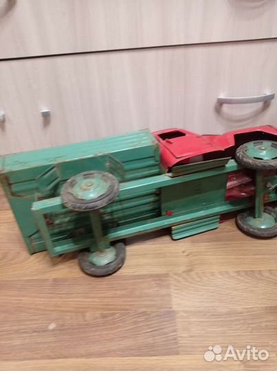 Игрушка машина Уралец СССР цена 3руб.10 коп