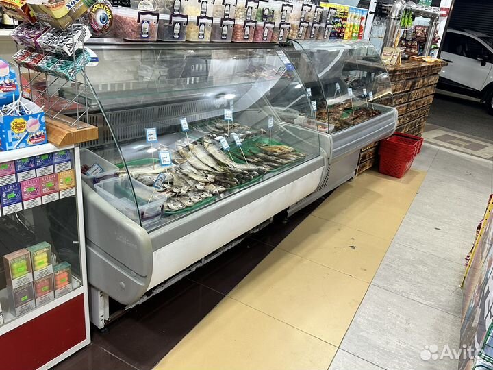 Витрина холодильник