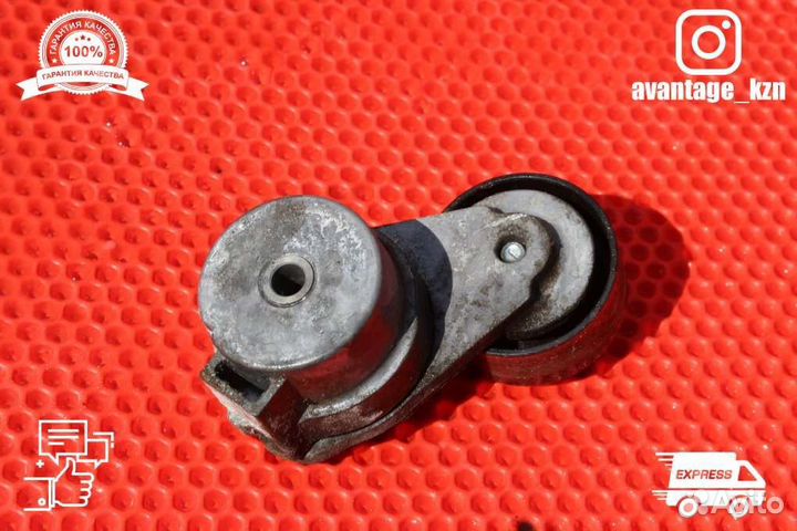 Натяжитель ремня генератора Opel Astra H хэтчбек 3