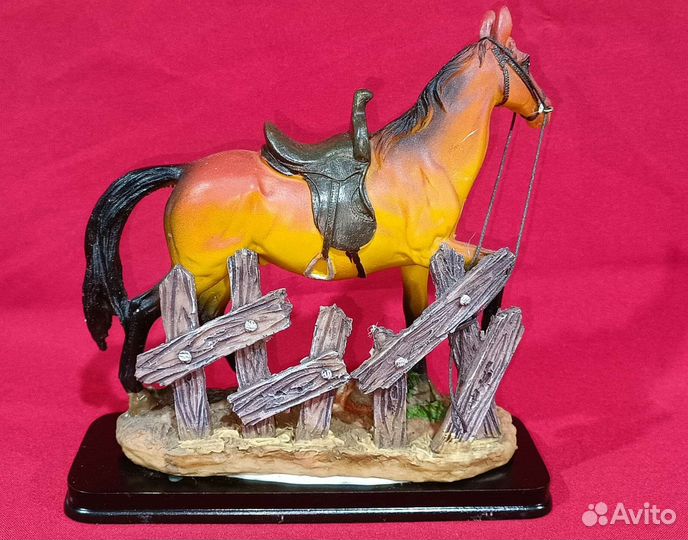 Лошадь сувенир