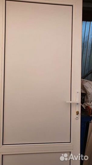 Дверь пластиковая пвх входная бу