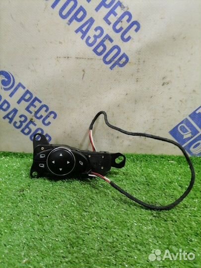 Блок регулировки зеркал Mercedes-Benz W211