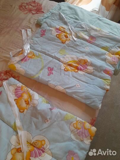 Бортики в детскую кроватку