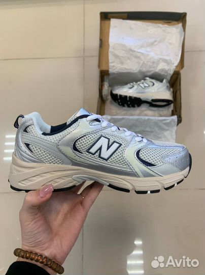 Кроссовки new balance 530