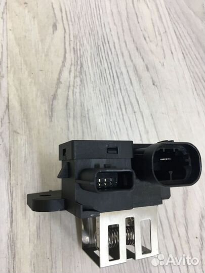 Резистор вентилятора охлаждения Реостат Renault sa