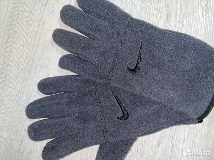 Перчатки Nike флисовые