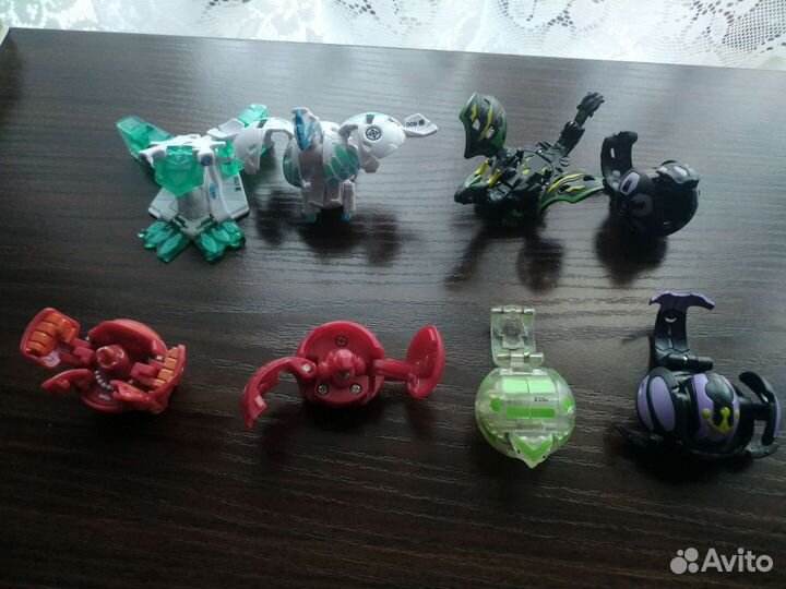 Bukugan фигурки-трансформеры