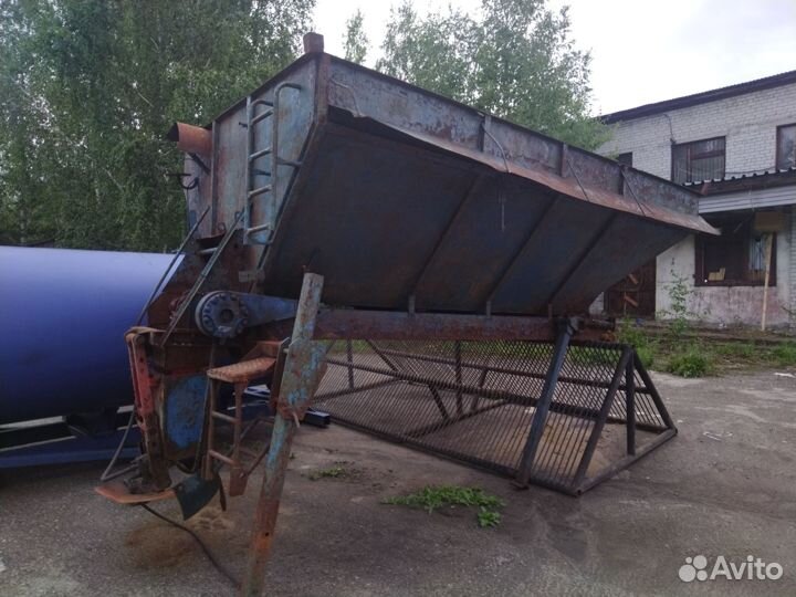 Пескоразбрасыватель на самосвал или кдм
