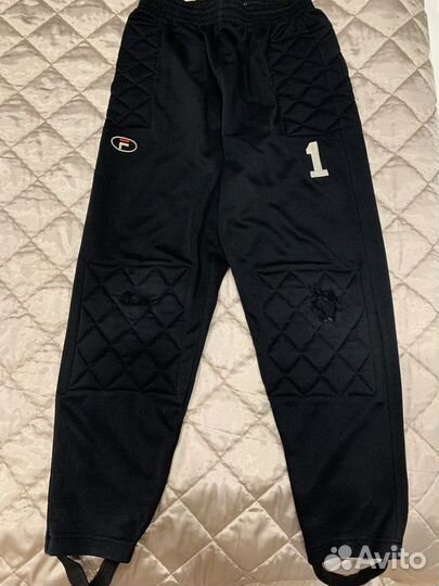 Футбольная форма для вратаря, три плюс один