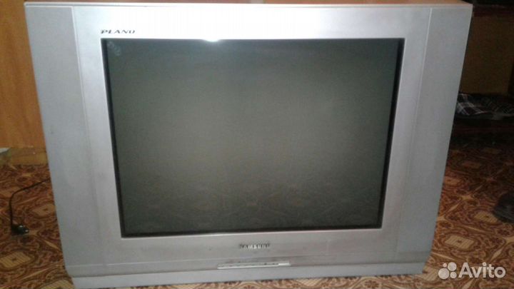 Телевизор Samsung plano