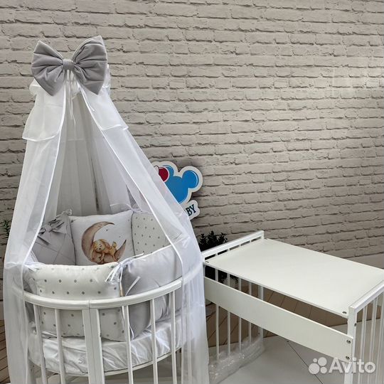 Детская кроватка