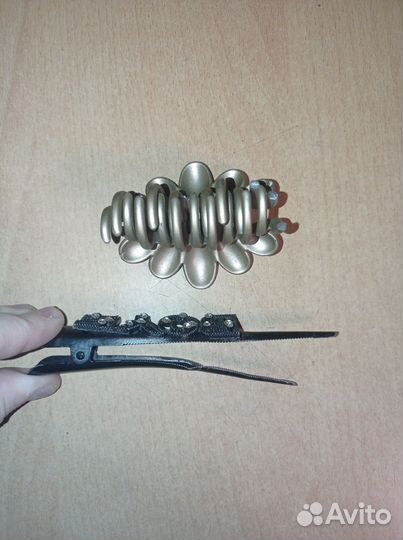 Заколка и крабик