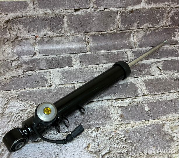 Амортизатор для audi Q5 задний 8R0513025