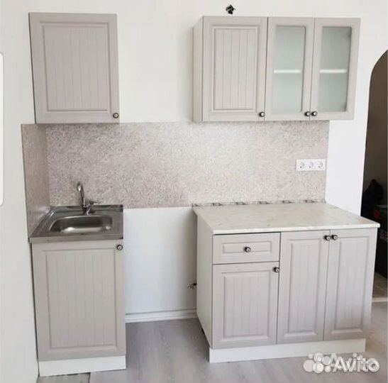 Кухня 1,5метра цвет мускат новая