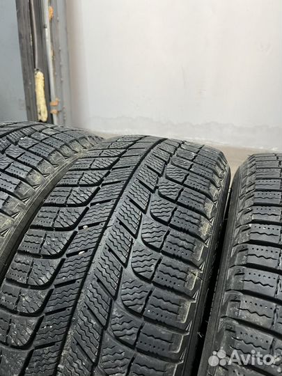 Michelin X-Ice 3 205/55 R16 94H